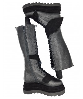 Leaf Me Boots In Black